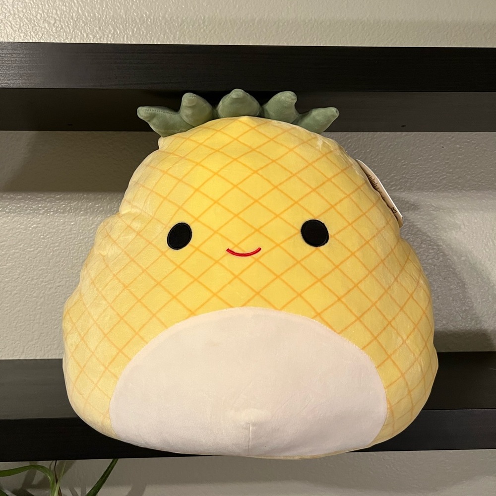 Squishmallows - Maui 16”
